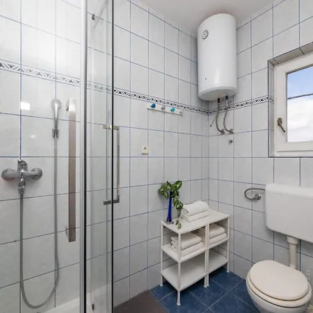 Garden Appartement Supetar